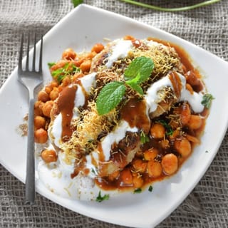 Aloo Tikki Chaat